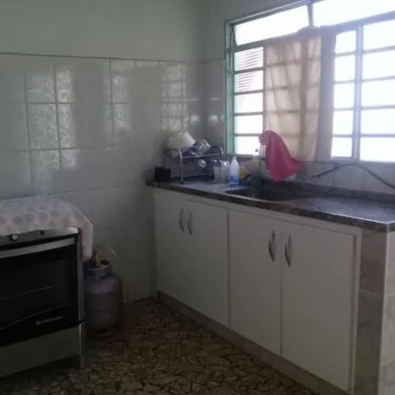 Buy this 4 bed house on Clube dos Bancários in Rua Rubens Brasi, Vila Nastri