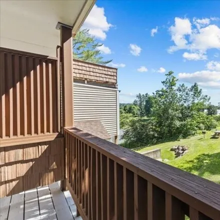Buy this 1 bed condo on 107 Mountainside Dr Unit F202 in Stowe, Vermont