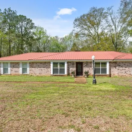 Image 1 - 452 Kennedy Drive Northwest, Magee, MS 39111, USA - House for sale
