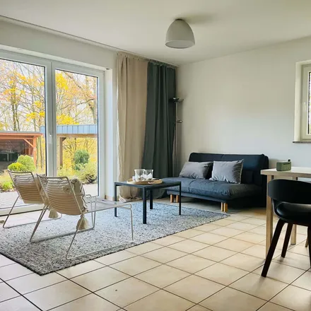 Rent this 2 bed apartment on Niederkleiner Weg 12 in 35315 Homberg (Ohm), Germany