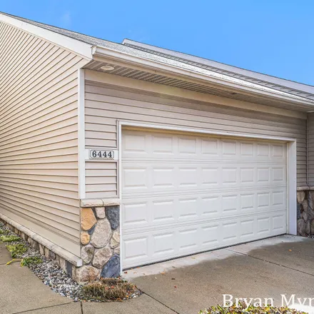 Buy this 2 bed condo on 2998 StoneyCreek Court in Hudsonville, Georgetown Township