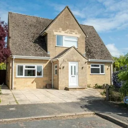 Rent this 3 bed house on Maugersbury Park in Stow-on-the-Wold, GL54 1DU