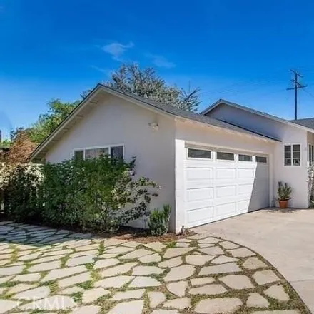 Rent this 3 bed house on Alley 81153 in Los Angeles, CA 91370