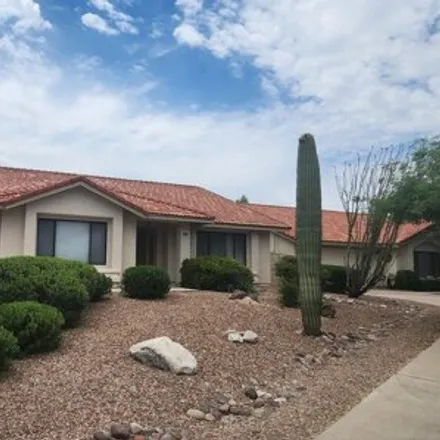 Rent this 3 bed house on 7674 E Dayview Cir in Tucson, Arizona