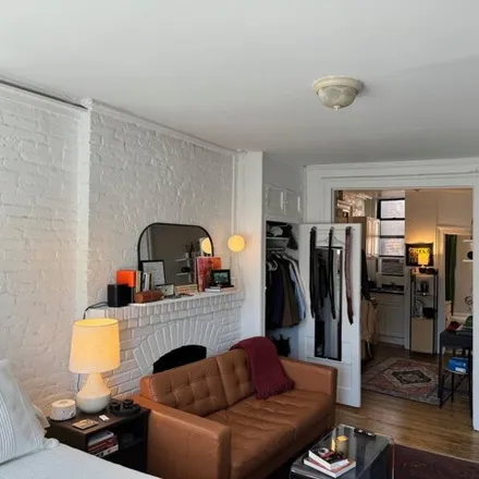 Image 3 - 7 Morton Street, New York, NY 10014, USA - Apartment for rent