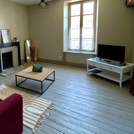 Image 5 - 15800 Vic-sur-Cère, France - Apartment for rent