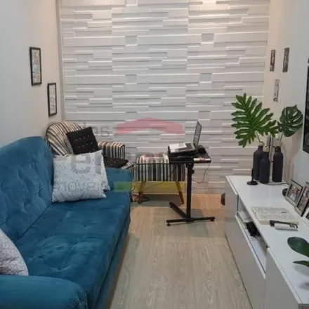 Buy this 1 bed apartment on Avenida General Olímpio da Silveira 409 in Santa Cecília, São Paulo - SP