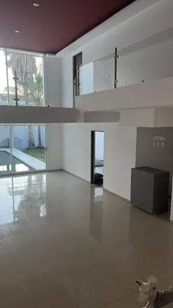 Buy this studio house on Pista Cumbres in 76100 Juriquilla, QUE