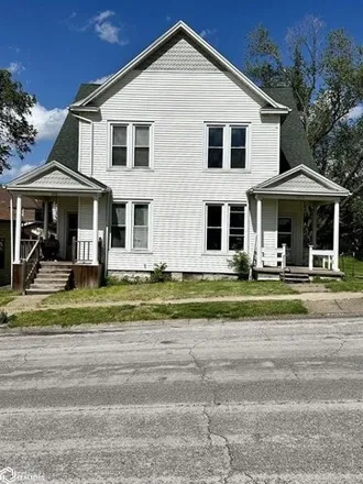 Buy this 6 bed house on 553 High Street in Keokuk, IA 52632