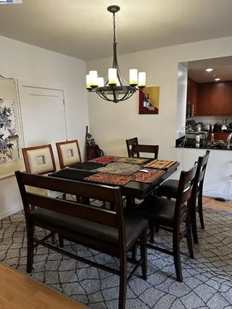Buy this 1 bed condo on 585 9th Street in Oakland, CA 94607