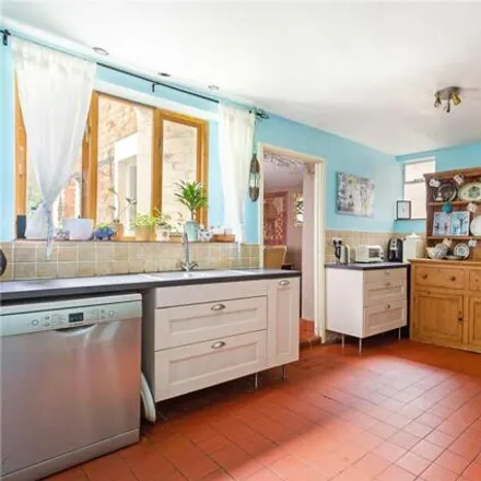 Image 7 - 35 Old Town, Wotton-under-Edge, GL12 7DH, United Kingdom - House for sale