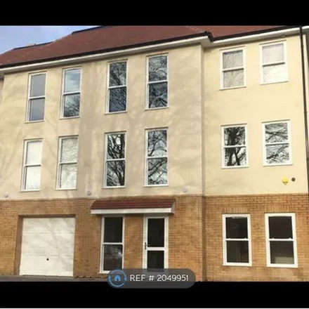 Image 8 - Arundel house, 21 Flat 1;2;3;4;5;6;7;8;9;10;11;12 Lawn Road, Portswood Park, Southampton, SO17 2ER, United Kingdom - Apartment for rent