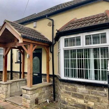 Rent this 5 bed house on Copgrove Road in Leeds, LS8 2SR