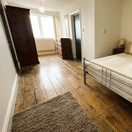 Image 1 - Sandown, PO36 8LA, United Kingdom - Apartment for rent