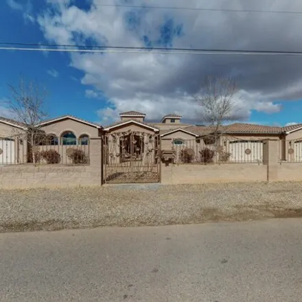 Image 3 - 207 Ranchitos Road Northwest, Los Ranchos de Albuquerque, Bernalillo County, NM 87114, USA - House for sale