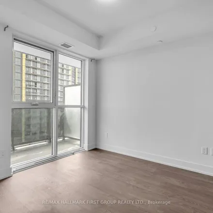 Image 2 - UC tower, 2550 Simcoe Street North, Oshawa, ON L1L 0R1, Canada - Apartment for rent