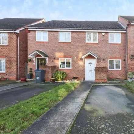 Buy this 3 bed townhouse on 52 Watermill Crescent in Walmley, B76 2QP