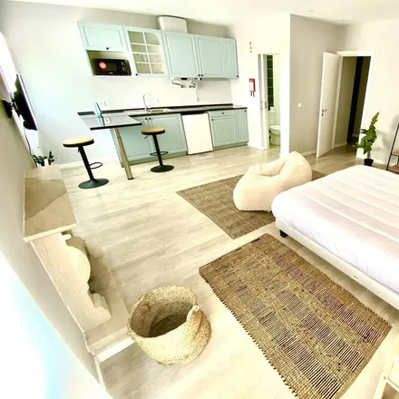 Rent this 1 bed apartment on Aveiro