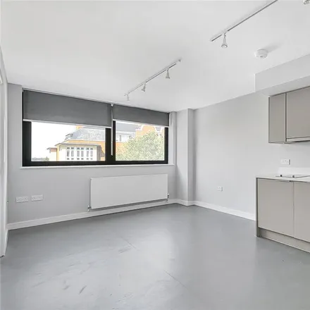 Rent this 1 bed apartment on Finchley Park in High Road, London