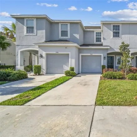 Buy this 3 bed townhouse on 7922 Evergreen Creek Court in Hillsborough County, FL 33578