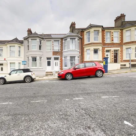 Rent this 4 bed room on 34 Welbeck Avenue in Plymouth, PL4 6BX