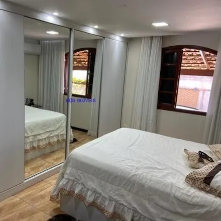 Buy this 2 bed house on Rua Santo Antônio in Justinópolis, Ribeirão das Neves - MG