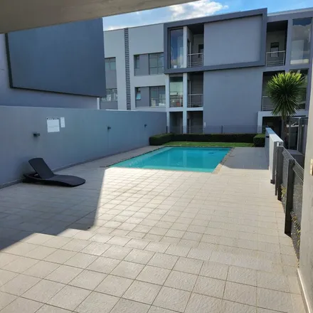 Image 2 - unnamed road, Oaklands, Johannesburg, 2001, South Africa - Townhouse for rent