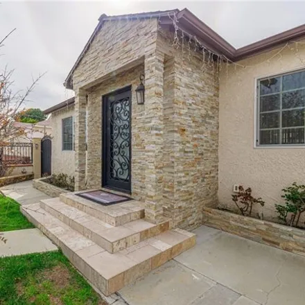 Image 2 - 18812 Covello Street, Los Angeles, CA 91335, USA - House for sale