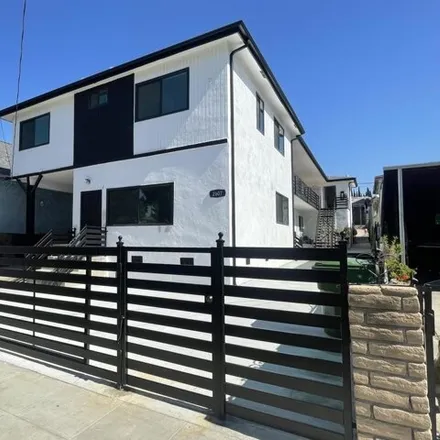 Buy this 11 bed house on 2619 Pennsylvania Avenue in Los Angeles, CA 90033