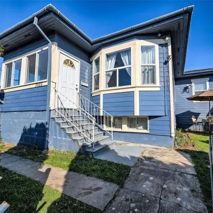 Buy this 5 bed house on 3926 South Warsaw Street in Seattle, WA 98118