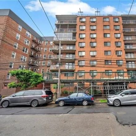 Buy this 2 bed condo on 144-26 Barclay Avenue in New York, NY 11355