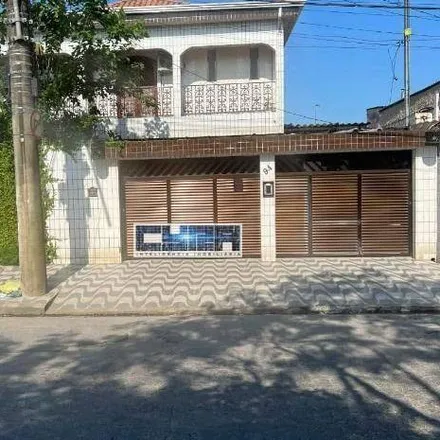 Buy this 4 bed house on Rua Salvador in Esplanada dos Barreiros, São Vicente - SP