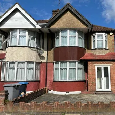 Buy this 3 bed duplex on Tanfield Avenue in Dudden Hill, London