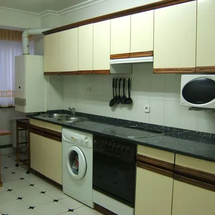 Rent this 3 bed apartment on Calle de Juan José Pérez del Molino in 31, 39006 Santander