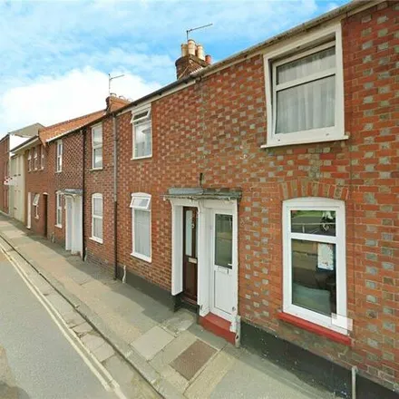 Image 1 - Vectis Housing Association, 30 Chapel Street, Newport, PO30 1PZ, United Kingdom - Townhouse for sale