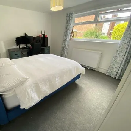 Image 7 - 80 Lacey Green, Wilmslow, SK9 4BG, United Kingdom - Apartment for sale