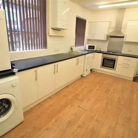 Image 3 - Great Cheetham St West/Great Clowes St, Great Cheetham Street West, Salford, M7 2JA, United Kingdom - Apartment for rent