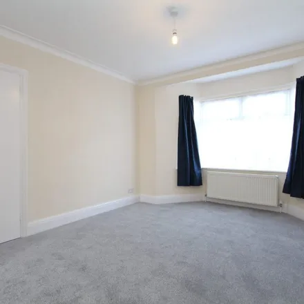 Image 2 - 40 Cairnfield Avenue, Dudden Hill, London, NW2 7PH, United Kingdom - Apartment for rent