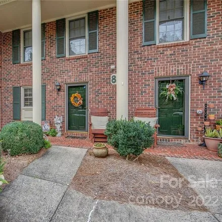 Buy this 2 bed condo on Robinson School in Jamestown Drive, Lake Wood