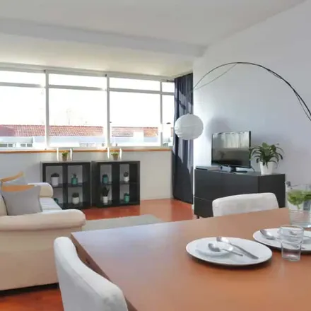 Rent this 3 bed apartment on REPSOL in Avenida dos Maristas, 2775-242 Cascais