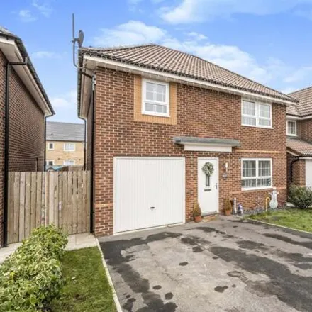 Buy this 4 bed house on Yardbrook Drive in Doncaster, DN2 4EG