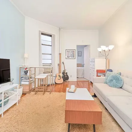 Rent this 1 bed apartment on 331 West 43rd Street in New York, NY 10036