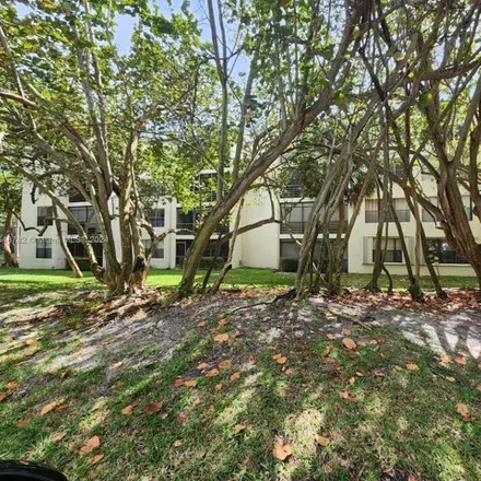 Rent this 2 bed condo on unnamed road in Pompano Beach, FL 33069