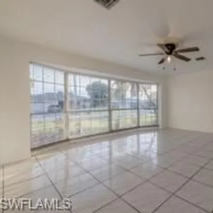 Image 3 - 2185 Southeast 2nd Street, Cape Coral, FL 33990, USA - House for sale