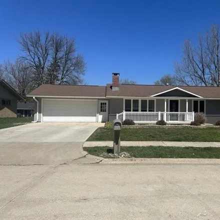 Buy this 3 bed house on 1611 East 8th Street in Sheldon, IA 51201