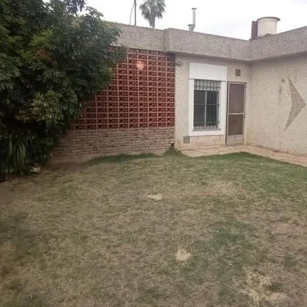 Buy this 3 bed house on Pago Largo 493 in La Florida, Rosario