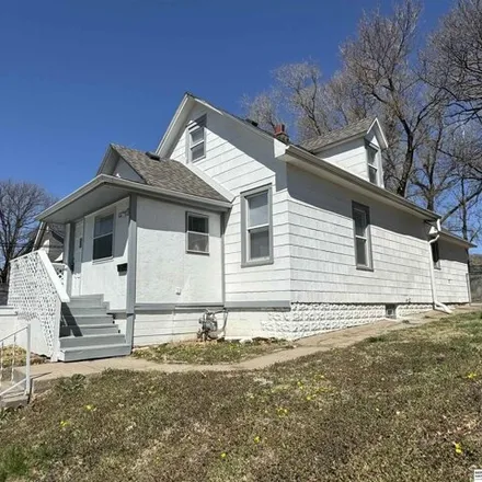 Buy this 3 bed house on 1234 I Street in Omaha, NE 68107