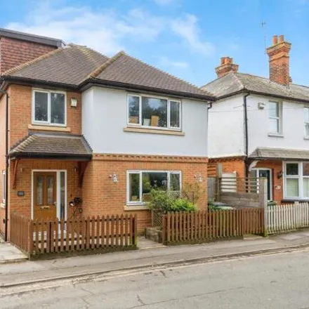 Buy this 4 bed house on Joseph's Road in Guildford, GU1 1DN