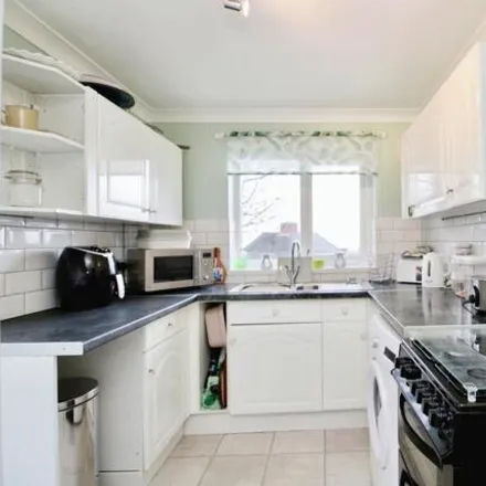 Image 4 - South View Drive, Cardiff, CF3 3LY, United Kingdom - Duplex for sale