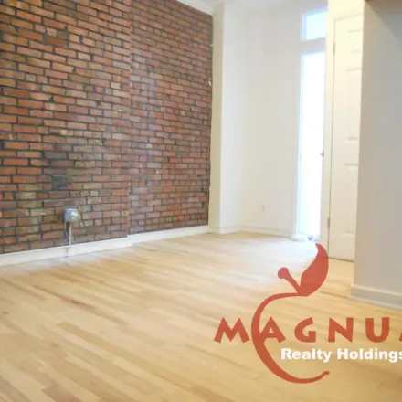 Rent this 2 bed apartment on 92 Ludlow Street in New York, NY 10002